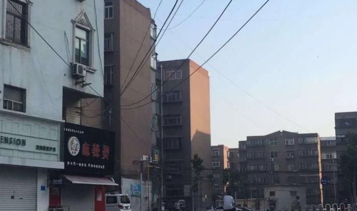 张店区王府井 城中小区西北村 3室2厅1卫 90平米