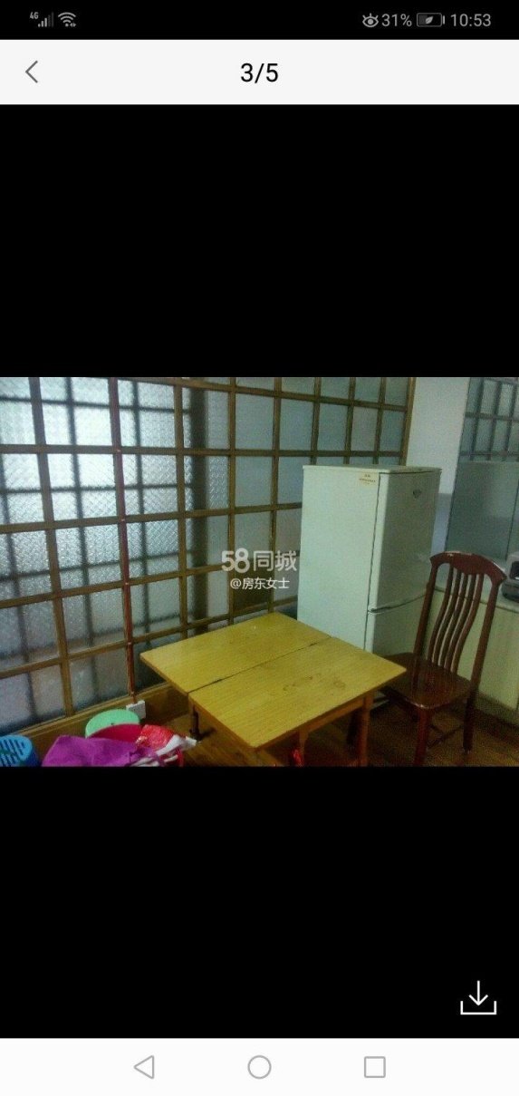 火车南站对面新凯悦酒店后面尚智巷逸夫小学，逸仙中学
