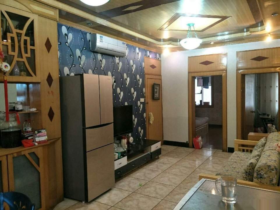 康桥半岛旁民族里101栋402号，满五唯 一