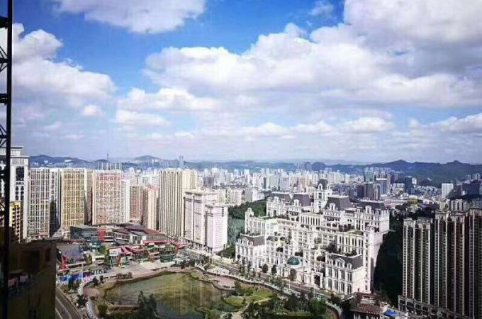 5600000 物业类型:住宅 产权年限:70年 开 发 商 花果园一期22栋
