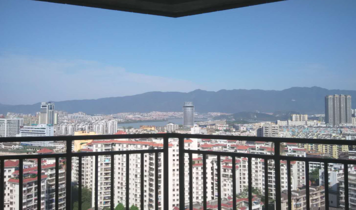 【市区鸿景嘉园大户型四房二厅毛坯未住 | 肇庆二手房网】 - 肇庆优优