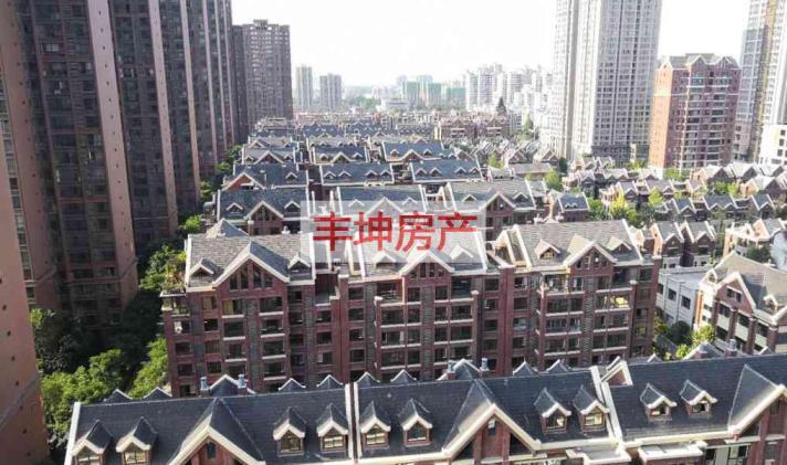 汉台区城西 汉水名城紫薇公馆 3室2厅2卫 142.5平米
