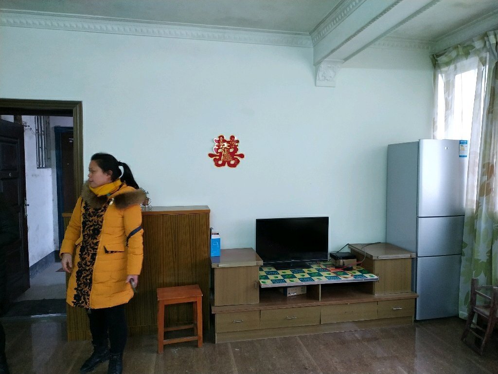 翔龙花园63平精装28万