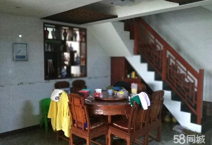 山水阳光城 复式使用270平 120万