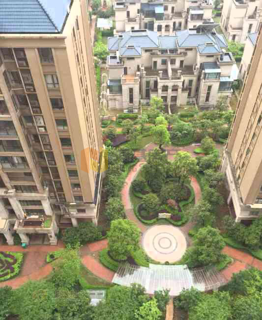 > 中海朝阳郡观园185万元103.96㎡3室2厅1卫1阳台精装