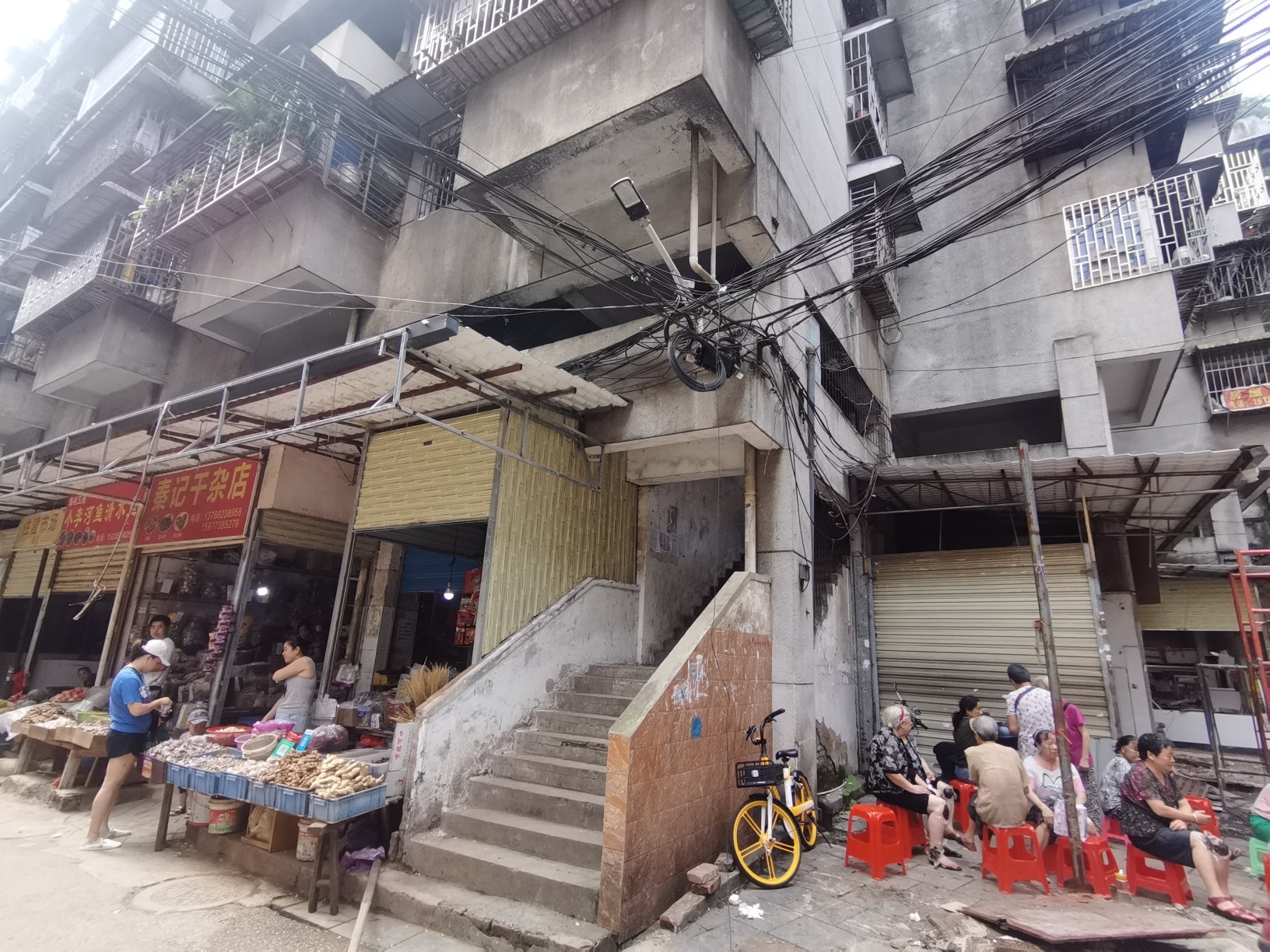 驿前街菜市，楼上,1栋,1单元，604