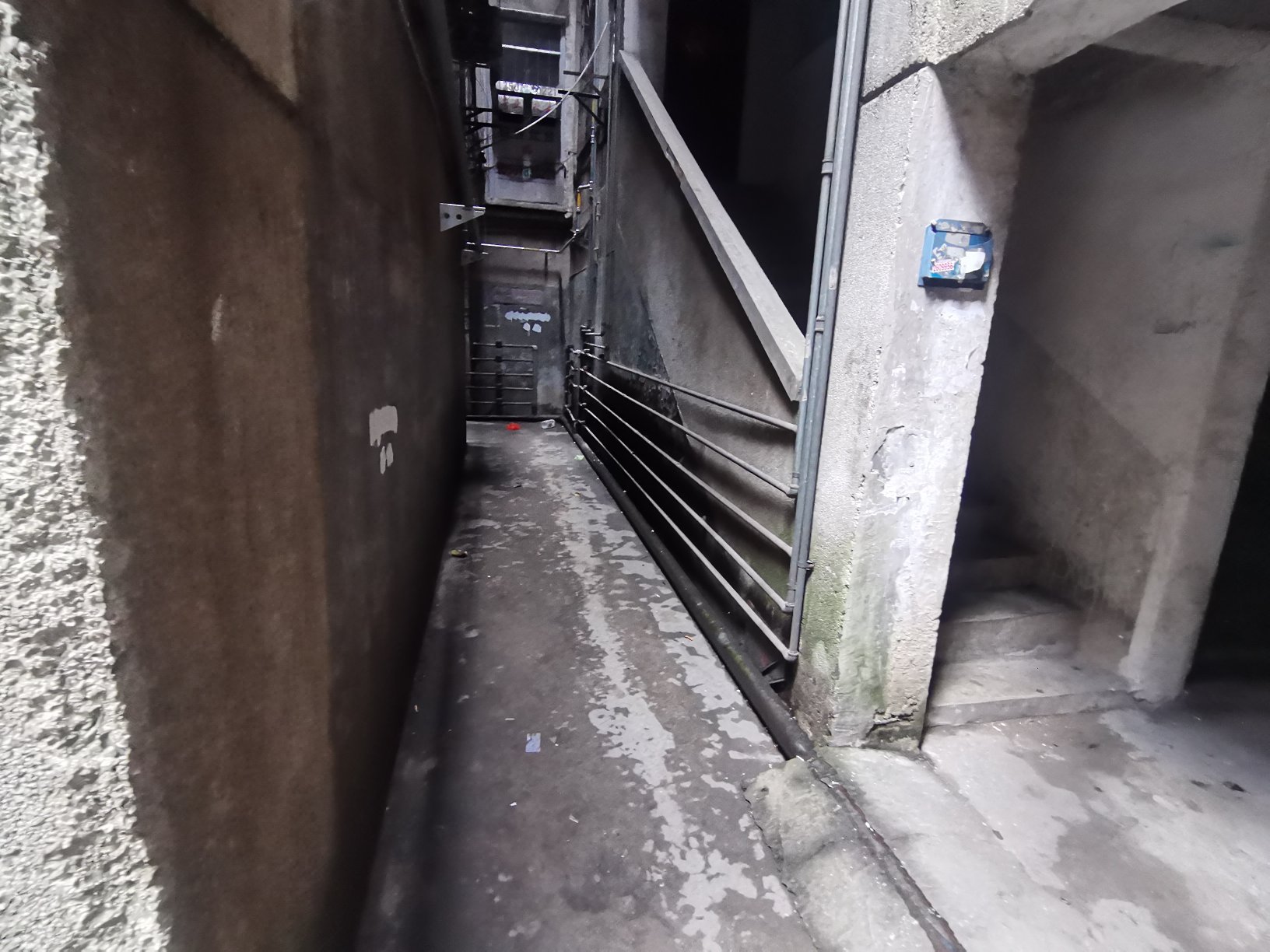 驿前街菜市，楼上,1栋,1单元，604