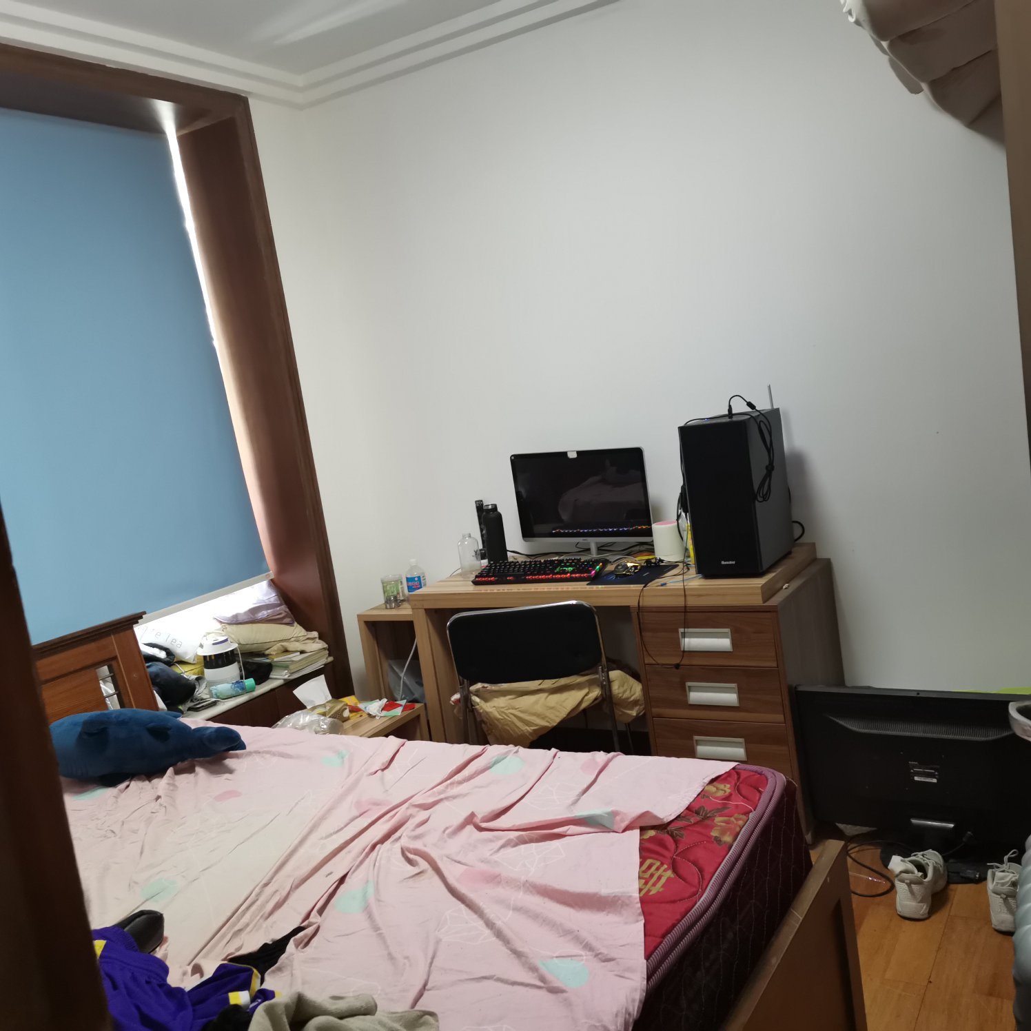 房子保养好，交通方便，凤集校区房