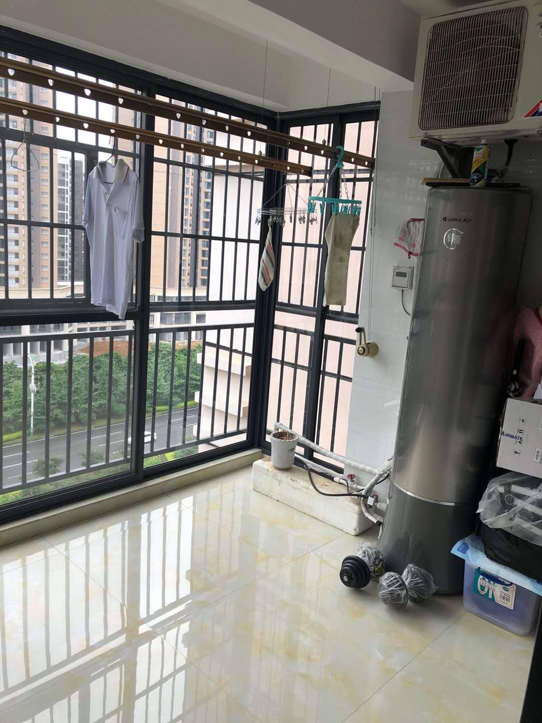 临桂机场路宜和云天精装大三房 交通方便