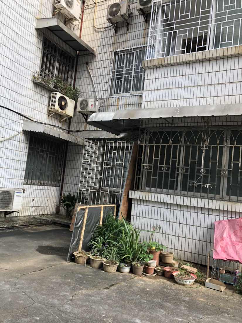 空明东路3号 十八中宿舍 育才小学本部 已经装修好了