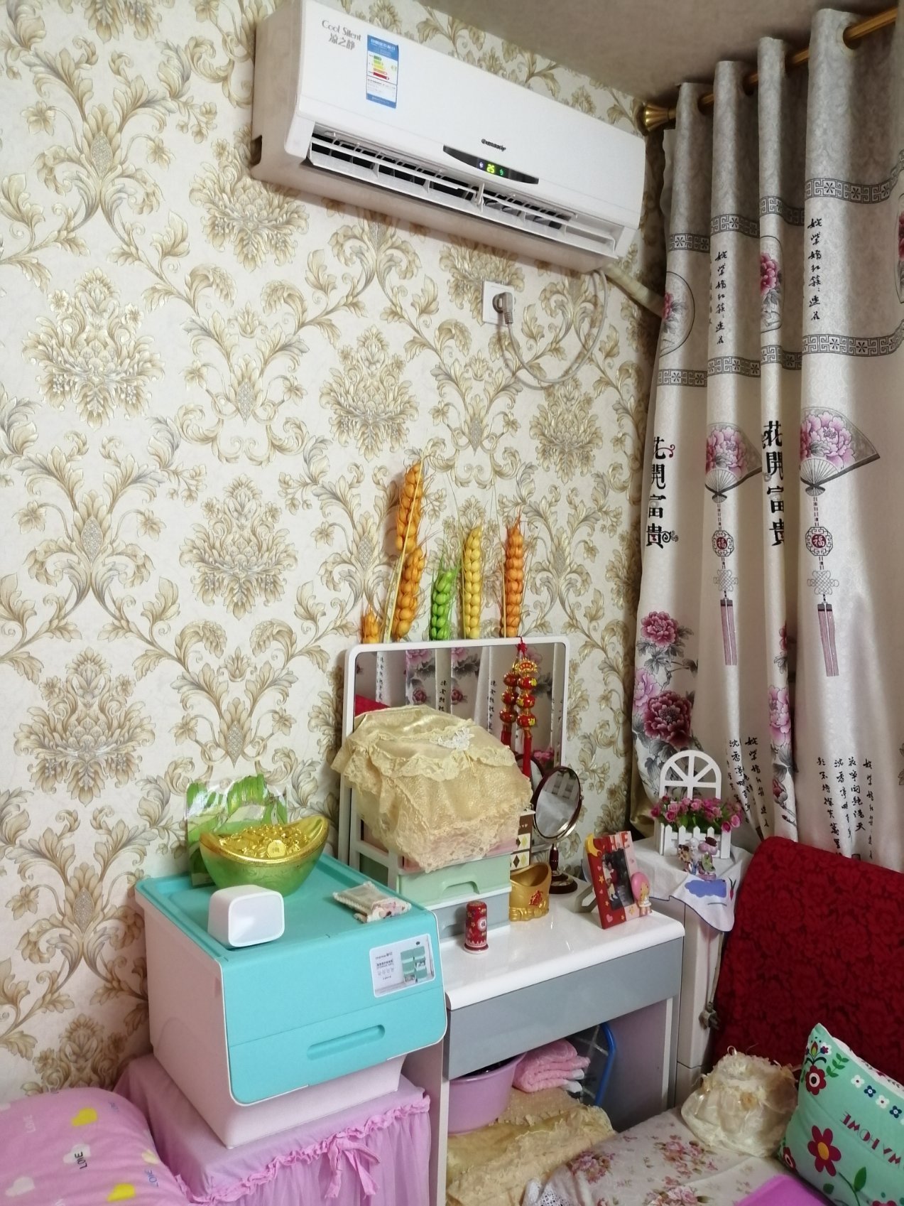 七彩花园北区，豪装，家电家具全送