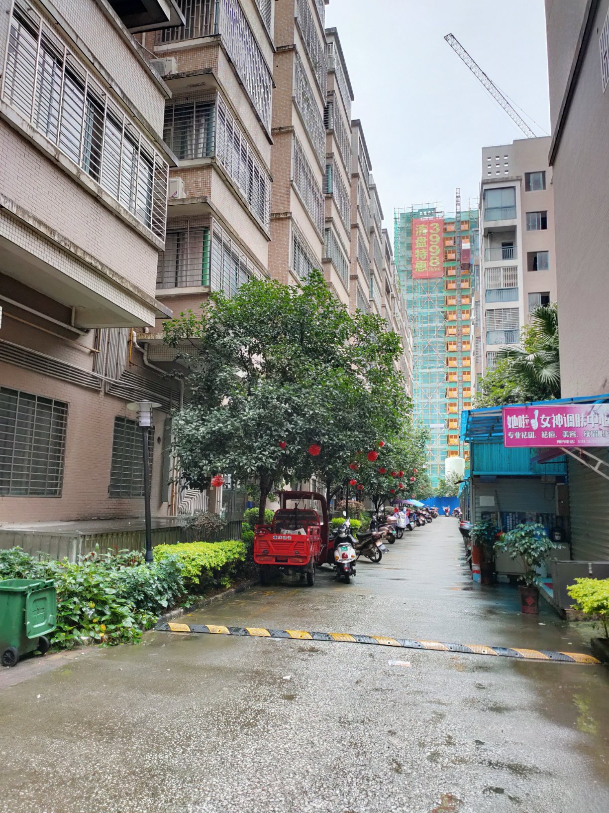 一房一厅二楼带露台精装修拎包入住