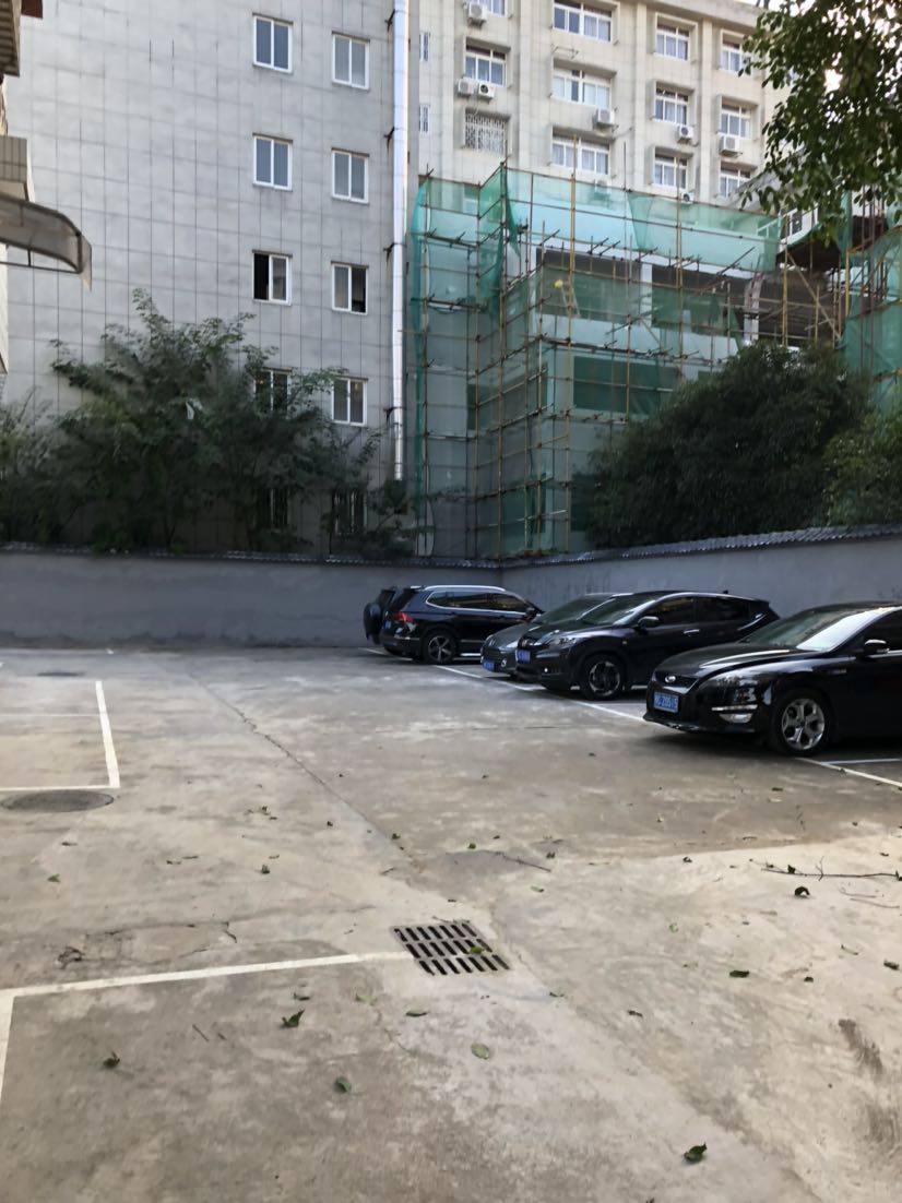 空明东路3号 十八中宿舍 育才小学本部 已经装修好了