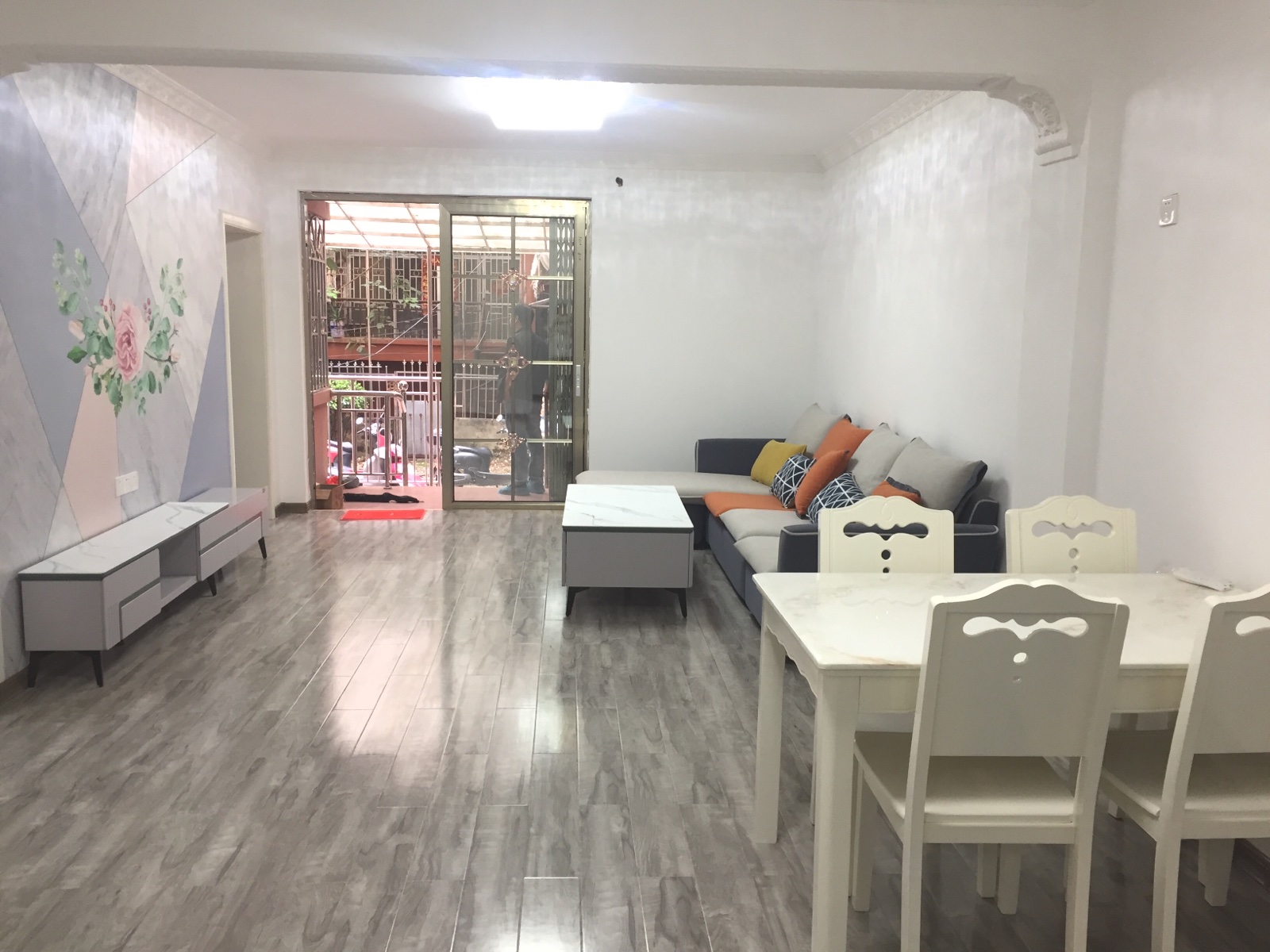 南北通透,3室2厅2卫2阳台全南,户型非常棒,有户型为证