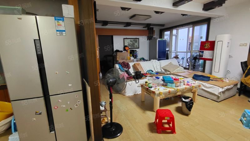 安新南区的房子出售 精装修 户型好用 622栋的