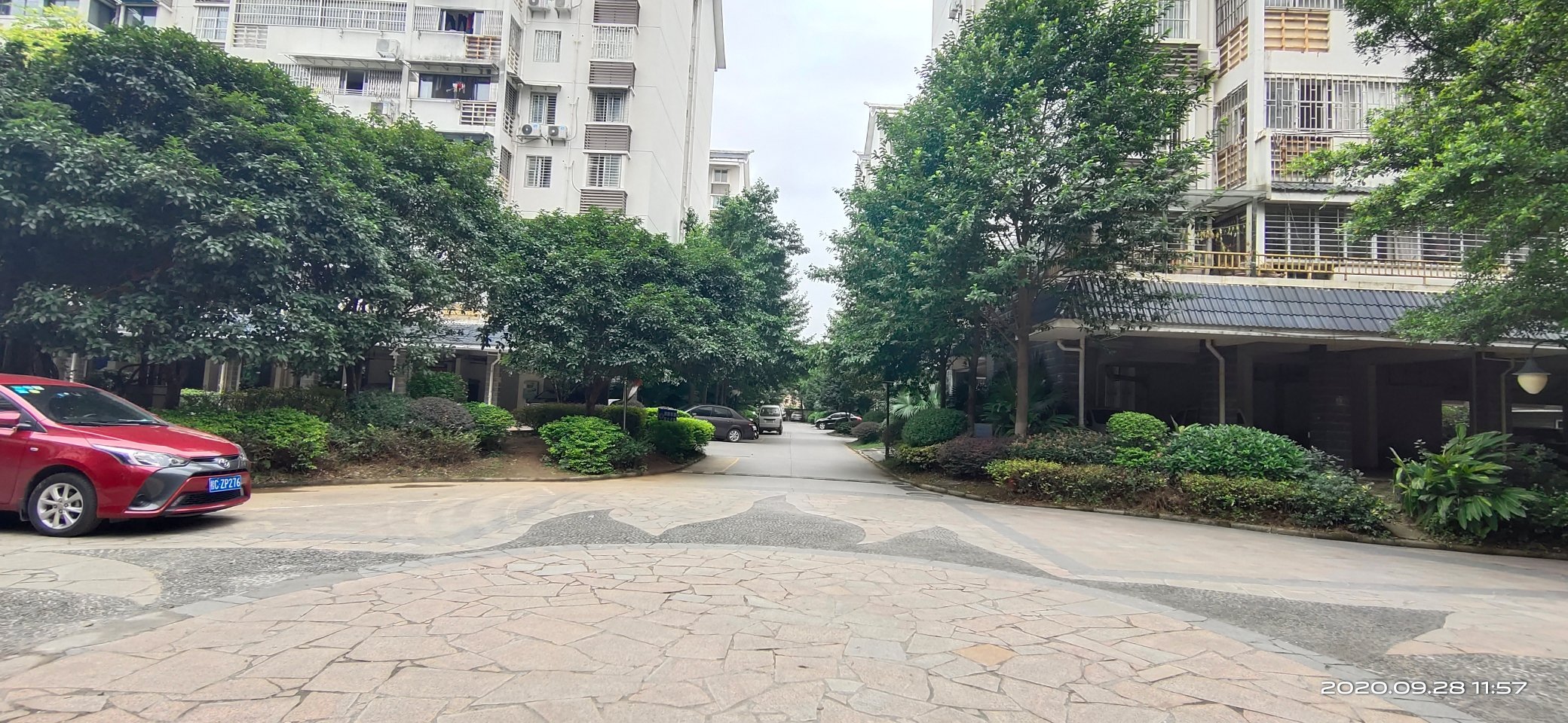 北站旁边 中房阳光 3房2厅2卫 精装带家具 诚心出售