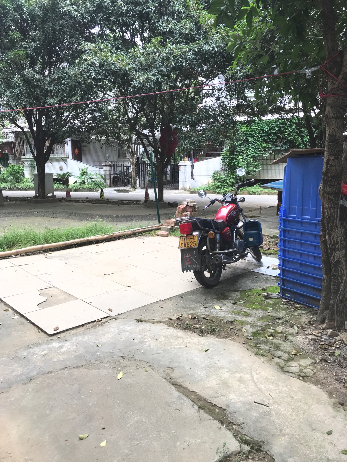 安新南区 精装三房出售