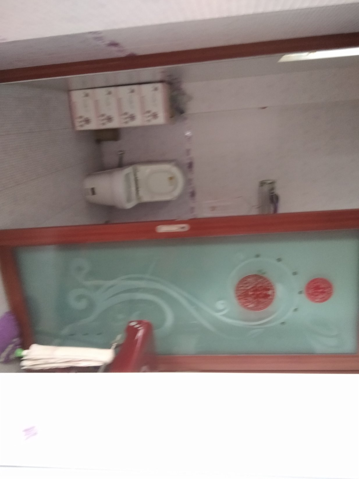 送30平车库.车库有水电及卫生间，家具家电全送，双证齐全