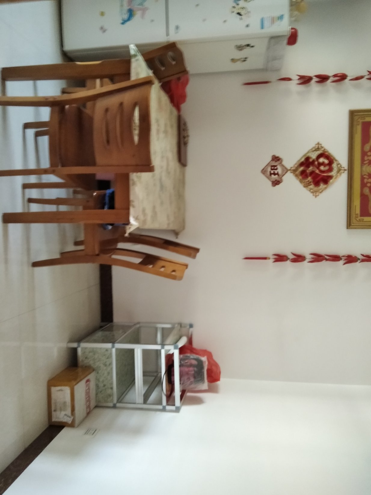 送30平车库.车库有水电及卫生间，家具家电全送，双证齐全