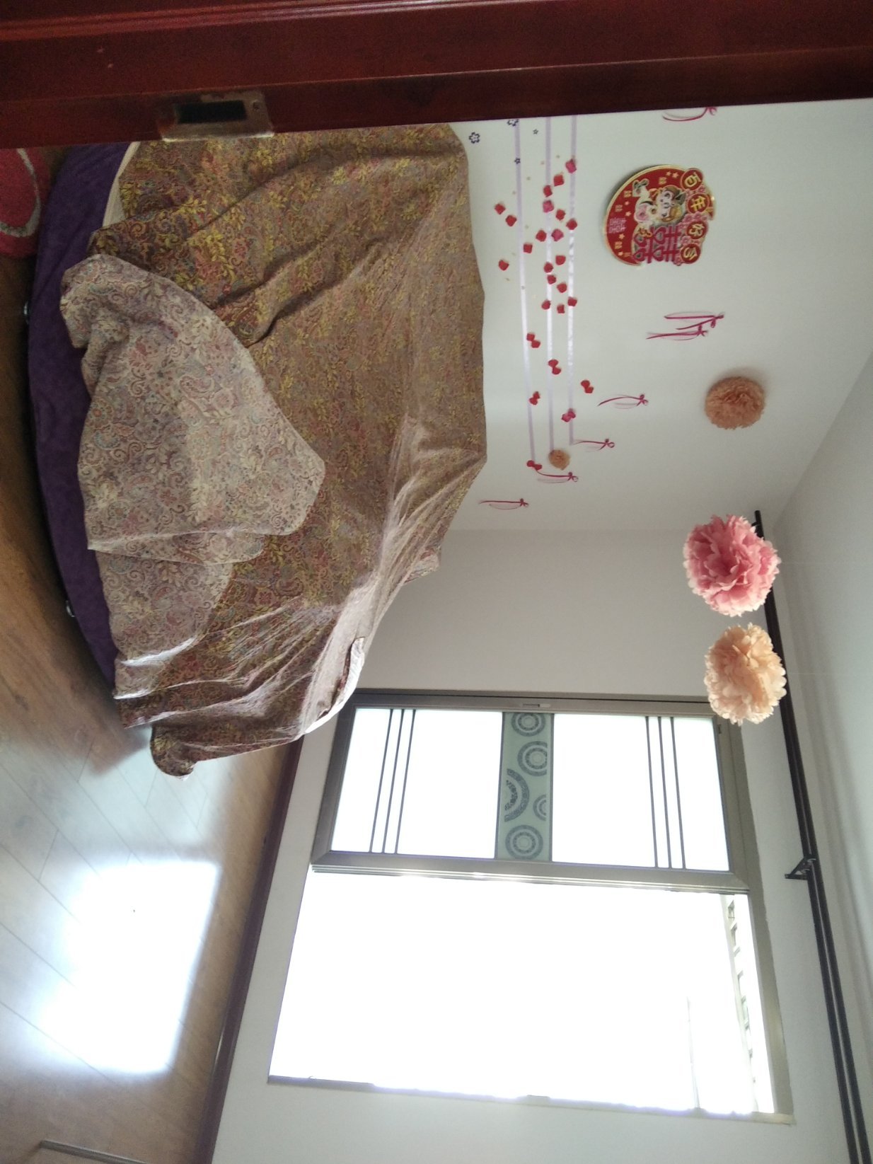 送30平车库.车库有水电及卫生间，家具家电全送，双证齐全