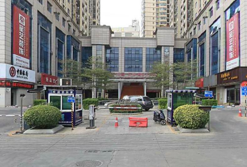 青秀区金湖广场 汇东国际 3室2厅2卫 140平米