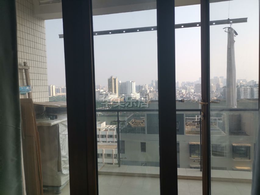 西溪里一期 88平米 3200元/月