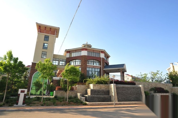 烟台新房 莱山区 > 清泉明月山庄  在售 毛坯 售价:13000元/平 最近