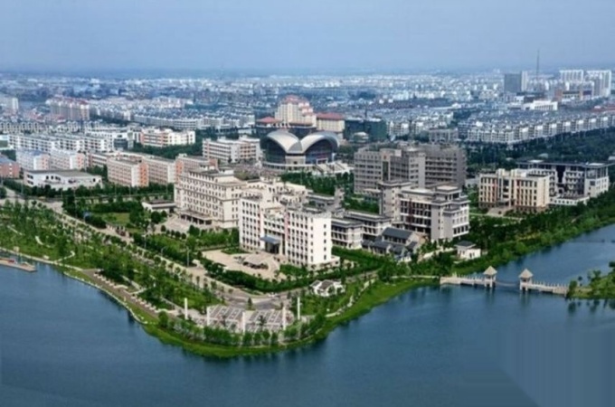 泰州新房 兴化市 > 星湖湾  最新开盘:2014-06-01 预计交房:2015-2