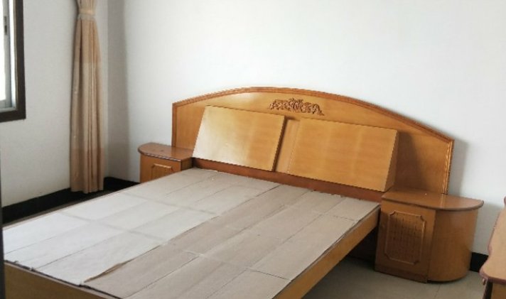 永州二手房 零陵区 > 朱家巷  1/1 45 万 4368元/平米 3室2厅1卫 103