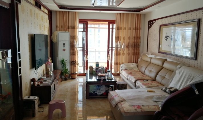 费县 景城花园 3室2厅1卫 145.23平米