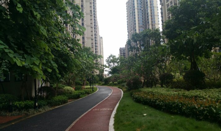 南宁二手房 邕宁区 > 中国铁建江湾山语城  1/1 116 万 13033元/平米