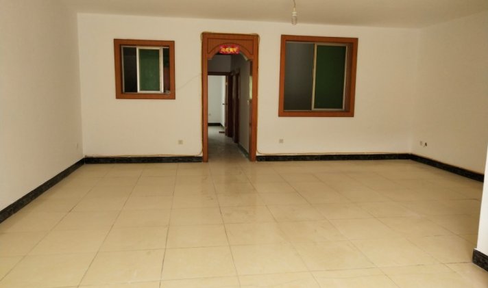 梓潼县城中 董家店 3室2厅2卫 142.26平米