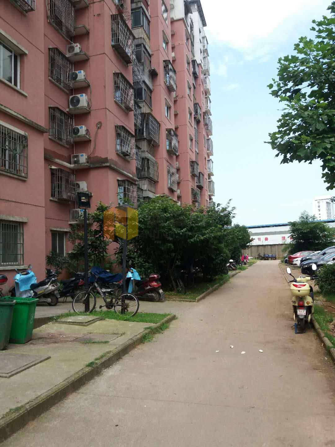 江西鸿基房产网-真正的地铁楼盘,解放西路春晖园小区精致3室2厅1卫1