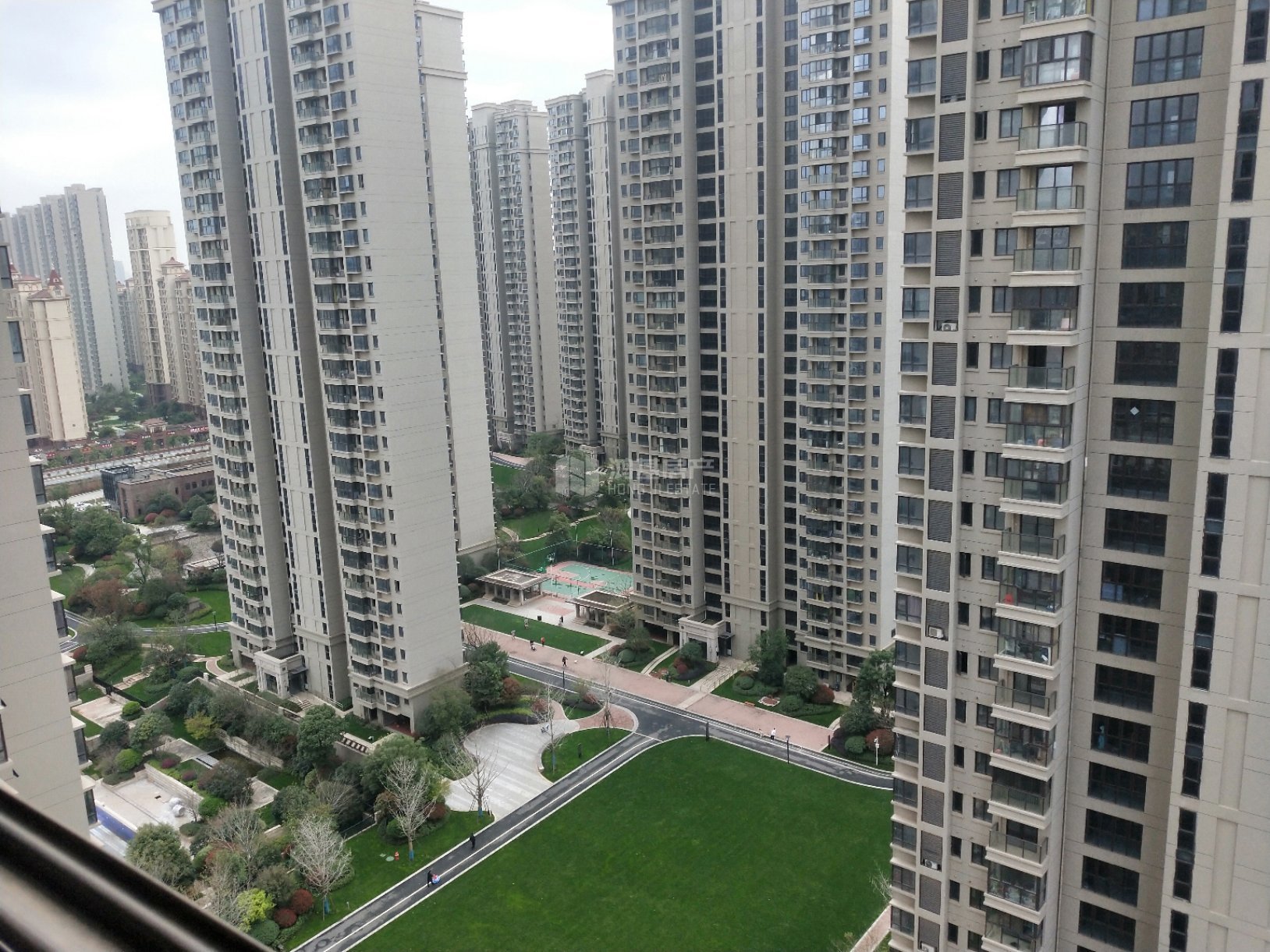 江西鸿基房产网-万达华府御园 独具特色 自然资源 宁静和谐