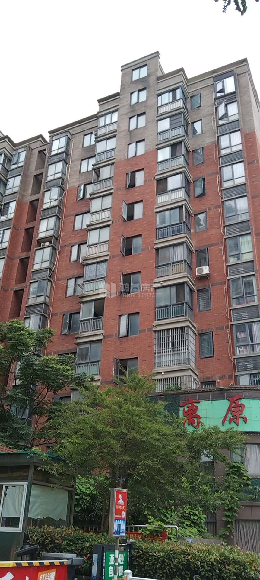 中层/23层装修情况:精装房屋区域:红谷滩所属小区:红谷春晖园房屋产权